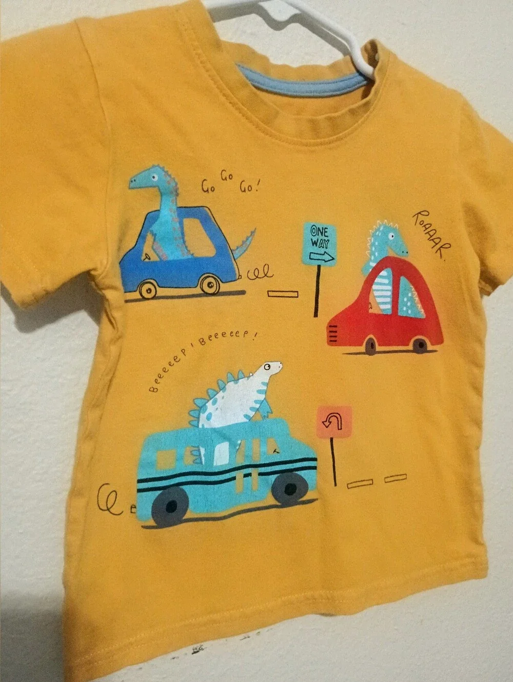 4/$15 Set of 2 Short Sleeve Graphic Tshirts, 2T